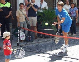 Tommy Robredo llena el centro de Pozoblanco tommy robredo pozoblanco